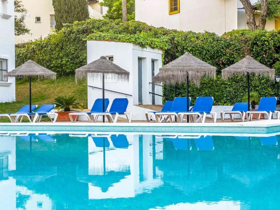 97-townhouse With Roof Terrace & Views, * Marbella